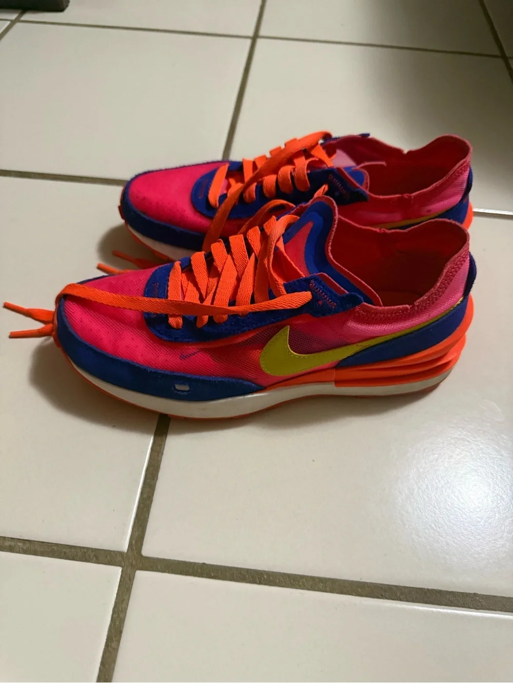 Nike waffle one racer blue huper pink